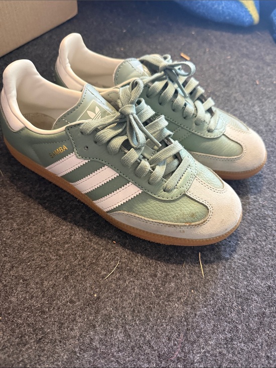 adidas Shoes - adidas Samba Sneakers in varsity Green, White & Gum